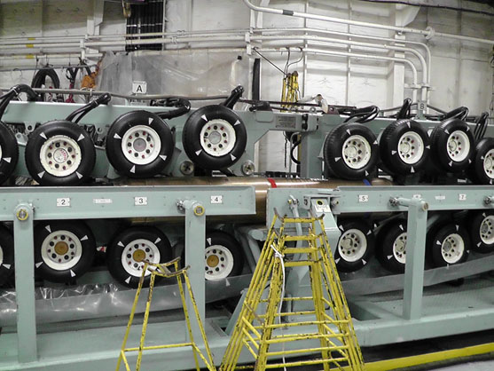 2014年4月8日　リニアケーブルエンジンを通過する観測装置。