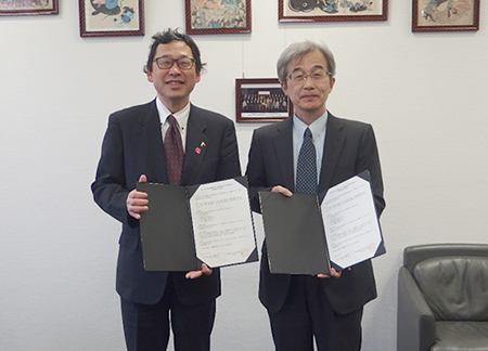 防災科研 林理事長（写真左）、東京大学地震研究所 小原所長（写真右）