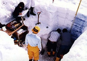 断面観測の様子
